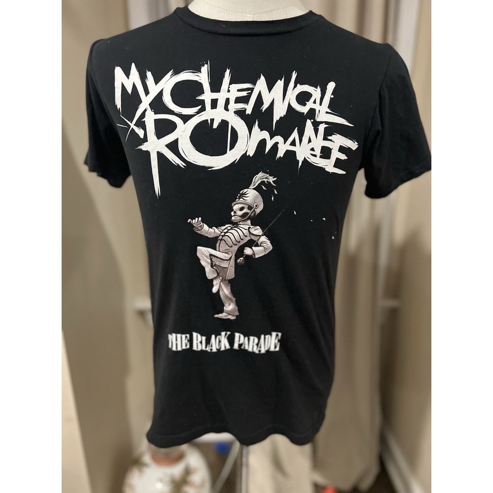 My Chemical Romance The Black Parade T Shirt Small‎ Black